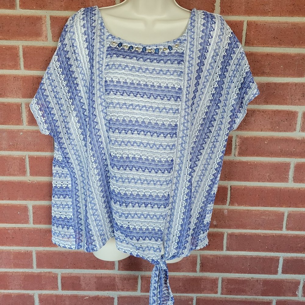 6  Alfred Dunner short sleeve, tie front top